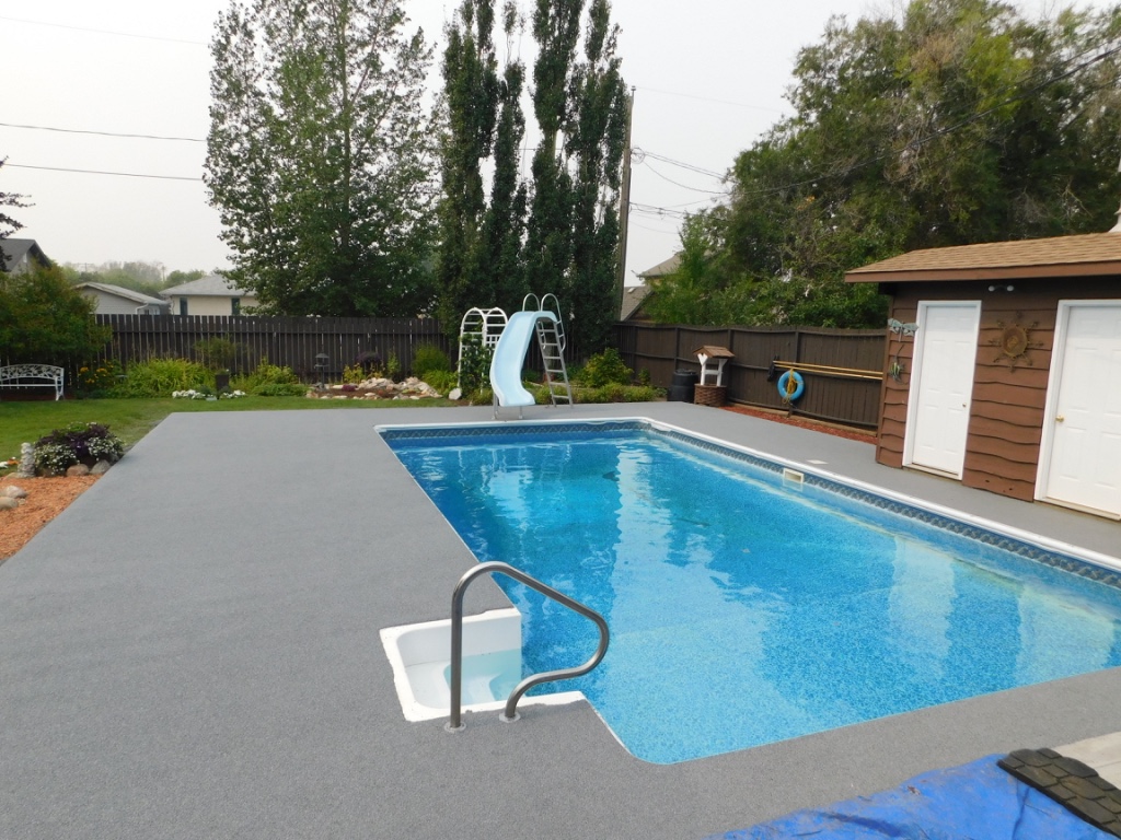 Pool-Deck-CVS-Rubber-Paving